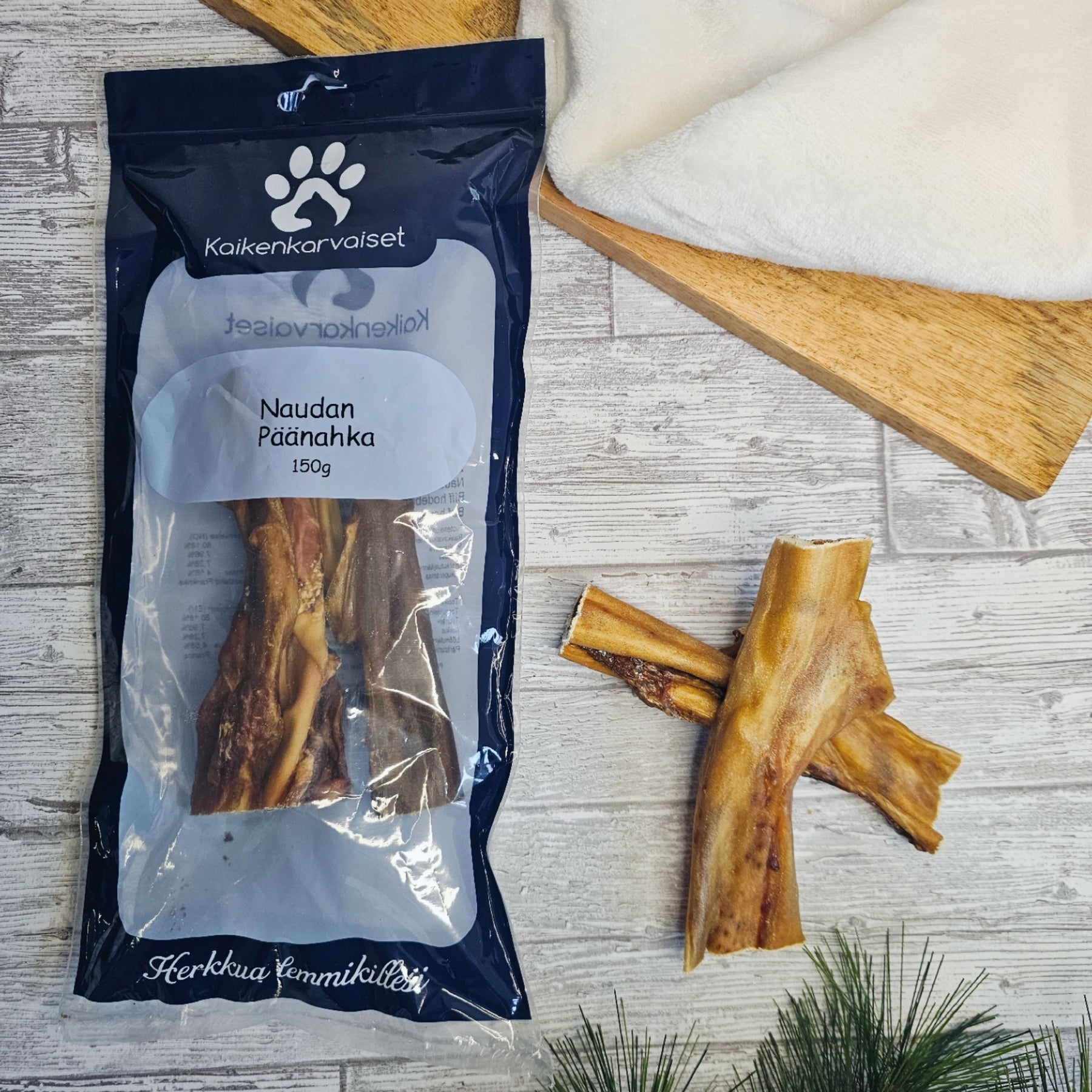 Kaikenkarvaiset Naudan päänahkasuikale 150 g
