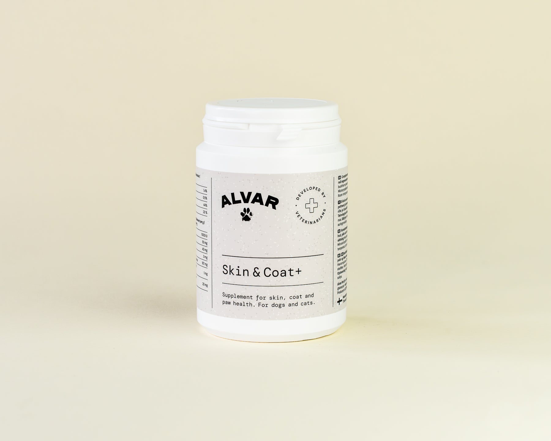 Alvar Pet Skin & Coat+ lisäravinne koiralle ja kissalle 140 g