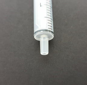 Steriili lääkeruisku kumimännällä luer slip -kärjellä 2-3 ml 100 kpl